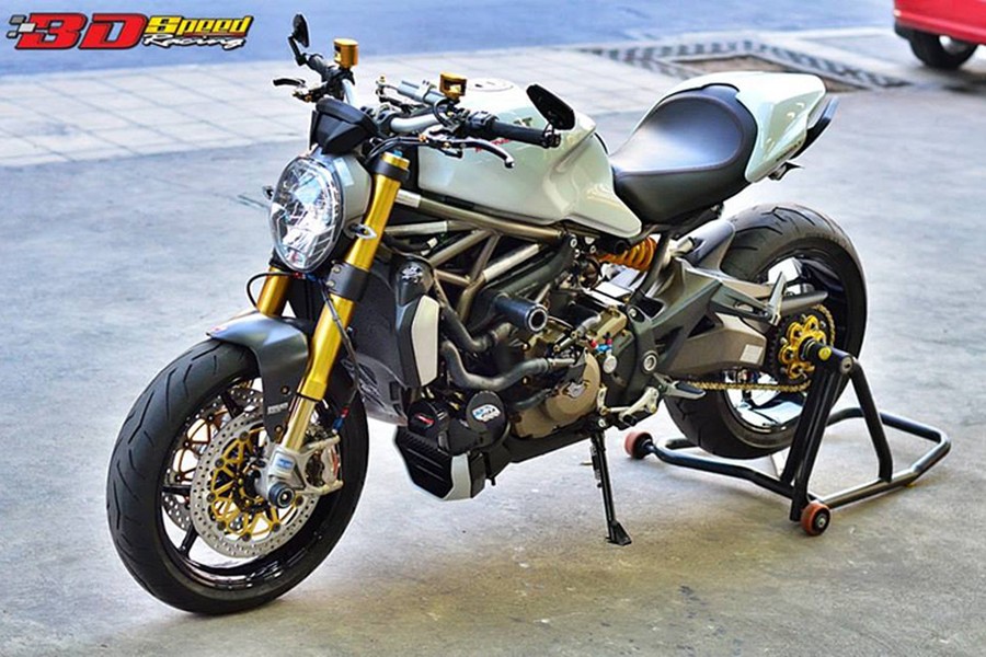 Được bình chọn là mẫu xe đẹp nhất "EICMA 2013",  Ducati Monster 1200 là mẫu xe có thiết kế tinh tế, hầm hố và mạnh mẽ.